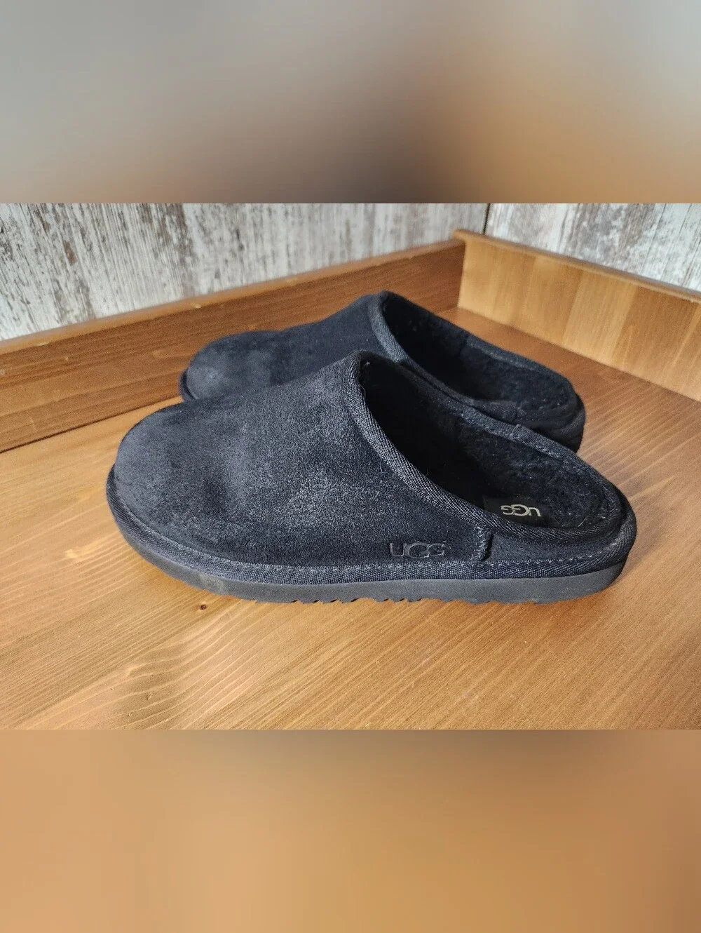 UGG Black Suede Slip-On Clog USA Youth Size 5